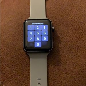 Apple Iwatch. Series 3 42mm